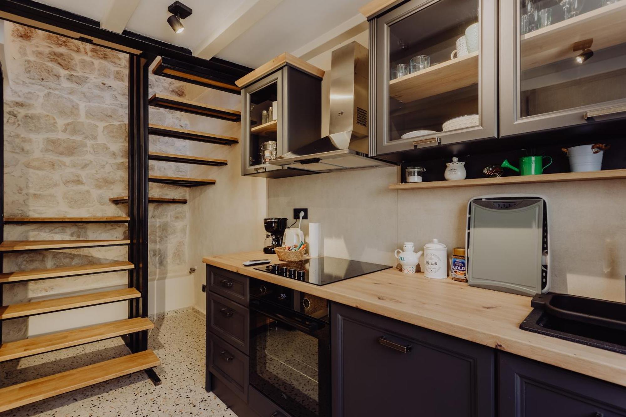 Apartma Twenty 5 *